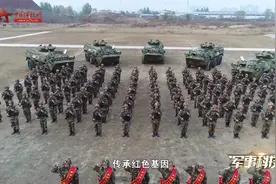 在很多战役中都出现过的“花机关枪” 为何会深受战士们喜爱？视频封面