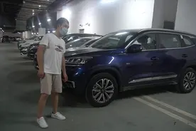 国产车瑞虎7外观时尚，瑞虎8空间大居家必备，小伙子买车纠结了视频封面