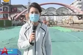 太原解放路改造进行中，施工方全力以“复”，已进入水稳层铺设视频封面