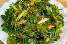 过年大鱼大肉吃腻了，教你一道凉拌香菜，清脆爽口，开胃解腻视频封面