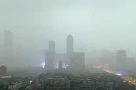 武汉为何出现14级大风？气象专家这样说