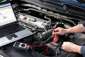 凉车热车都抖动？老陈分析非常到位，别不懂乱修费钱毁车视频封面