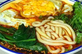 10元一份的土豆粉，农村大妈教你在家做，成本低量又足，超级好吃视频封面