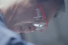 王建中｜“遇”火重生 玩转玻璃艺术视频封面