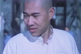 1982年，26岁的张丰毅凭借《骆驼祥子》一举成名视频封面