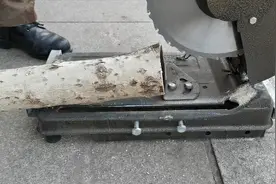 用进口多功能锯片试一下切割木材的效果！大家看看怎么样视频封面