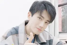 #恋爱 他会吃下你吃剩的东西吗？视频封面