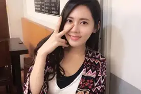 秋瓷炫年轻照片曝光！好身材展露无疑，网友：于晓光捡到宝了视频封面