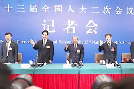陈锡文:农村土地所有权、承包权、经营权 三权分置视频封面