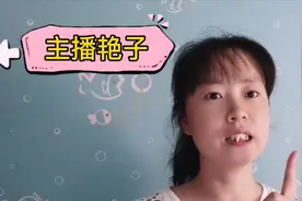 1岁以内的宝宝，脊椎发育的2个重要阶段，妈妈知道吗？