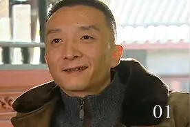 男人花一万在古玩市场捡漏，不料捡了一个寂寞视频封面