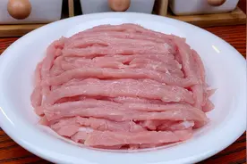 炒肉丝时，切记不要直接下锅炒，教你正确做法，口感鲜嫩不腥不柴