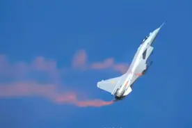 珠海航展上歼10 TVC的精彩表演视频封面