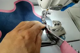 改双面羊绒大衣裁出来的布块别扔，包条边缝上扣子，别提多实用视频封面