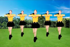 广场舞《达坂城的姑娘》新疆民歌新唱法，简单步子舞，看一遍就会