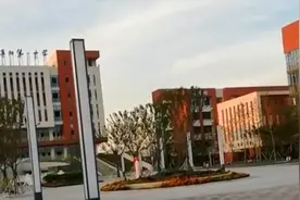 安徽阜阳一中定向招生被指违规，一学生不合规被录取，已被退档视频封面