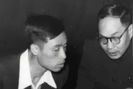 解放战争，清华大学老师宁饿死，不领美国侮辱性的救济粮视频封面