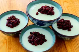 红豆双皮奶：学会家庭做法，香甜嫩滑，好吃不腻，不用出去吃了