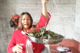 广西特色枫叶泡米，包三角粽子的详细讲解，看完你就懂，简单易做