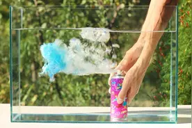 外国小伙超有趣实验：在水下做这些事会怎样？