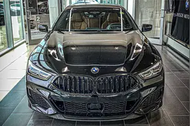 新车鉴赏，实拍2022款宝马8系M850，看完给我一个不买的理由！