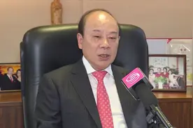 香港广东社团总会主席龚俊龙：结合内地 改进香港青少年教育视频封面
