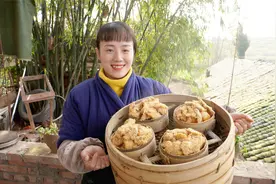 为啥小妹儿做的粉蒸肉这么香？因为全是手工磨的蒸肉粉，太巴适了视频封面