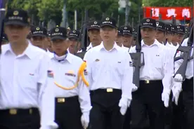 台军恢复陆军官校“踢正步”训练，遭讽：还是玩生存游戏比较有用视频封面