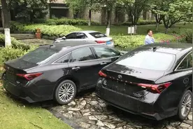 同为日系车，亚洲龙和雅阁差距有多大？内行人：一上路立马露馅！视频封面
