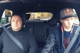 职业赛车冠军考驾照，全程各种疯狂漂移甩尾，考官直接吓蒙了视频封面