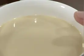 长期喝豆浆会导致痛风？专家辟谣来了！视频封面