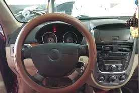 别克凯越遥控器不能正常开锁闭锁，了解工作原理才能快速解决问题视频封面