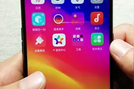 关闭这里，通知栏锁屏上，将不会出现该应用通知视频封面