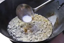 脏油简单处理一下变新油，方法简单效果明显，我先收藏了视频封面