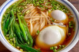 荷包蛋面条这个做法火了，早餐比油条好吃，比包子简单，老少皆宜