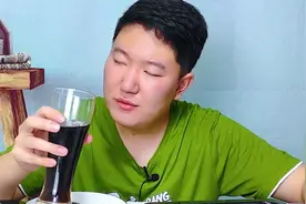 烤“口蘑”汁水的鲜美，你们不懂，小伙亲测体验视频封面
