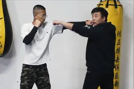 低个子碰见高个子拳手怎么办？等着被KO吗？学会这2点绝地反击