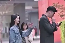 满级人类：放开那个大爷，有什么冲我来视频封面