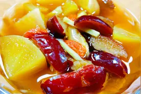 冬天怕冷怕发胖的朋友，试试刮油减脂的苹果茶吧，常喝气色好。