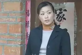 农村小媳妇刚结婚没几天就要离婚，找到村长家要开离婚证明，视频封面