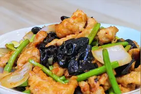 特色美食“过油肉”做法，肉片鲜嫩入味，好吃过瘾，学会快试试吧视频封面