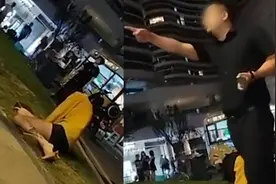 女子瞒着老公深夜和4男子喝酒，醉到不省人事，老公当街大骂视频封面