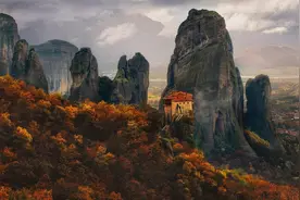 微笑并不总是说明你是快乐的，有的时候，它只说明你是很坚强。视频封面