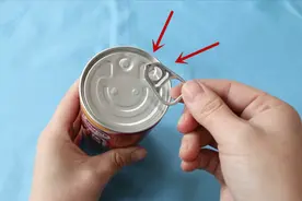 八宝粥拉环断了打不开？教你无需任何工具立马搞定，太实用了