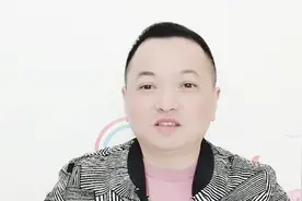 电脑耳机麦克风声卡有电流声，阿军教你如何一招搞定耳机滋滋杂声