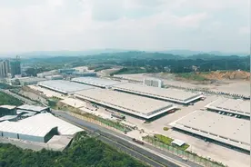 航拍京东自营仓库-亚洲一号，看看规模有多大？视频封面