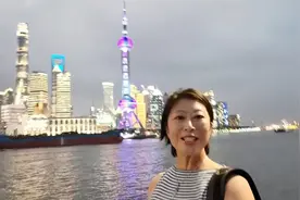 民间戏称上海外滩标志性建筑是厨房三件套！亮眼！视频封面