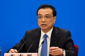 【V观】李克强：今年高血压、糖尿病慢性病患者的用药50%纳入报销