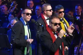 美国海军乐队《White Christmas》，经典圣诞歌曲好听又好看