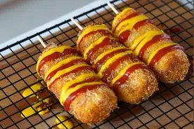 土豆代替面粉！酥脆爆浆的土豆热狗！绝对无法拒绝！